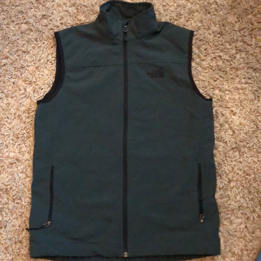 Hunter green North Face vest.